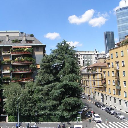 Luminous Stylish Quiet 150M2, Tre Torri Apartment Milan Exterior photo